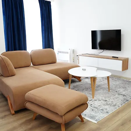 Corner Apartments- Near Airport