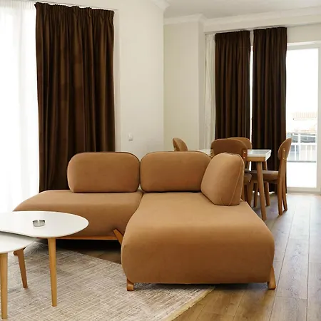 Corner Apartments- Near Airport