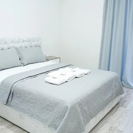 아파트 Corner